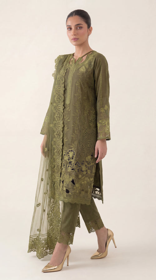 Olive Élan — Luxury Embroidered Lawn 3-Piece