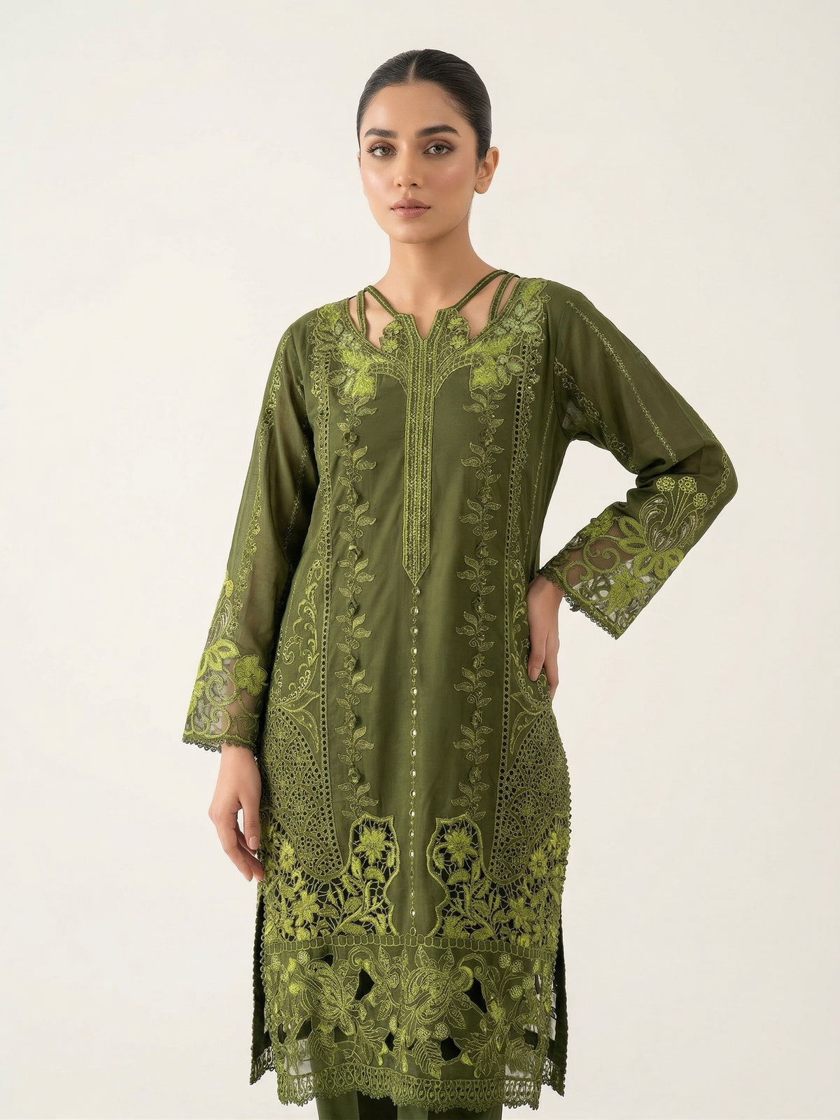 Olive Élan — Luxury Embroidered Lawn 3-Piece