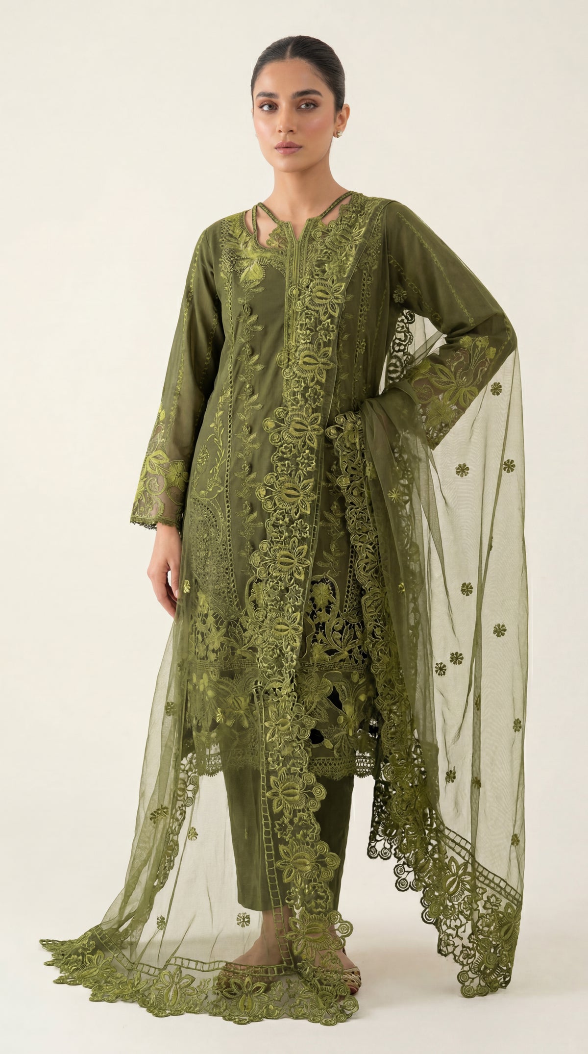 Olive Élan — Luxury Embroidered Lawn 3-Piece
